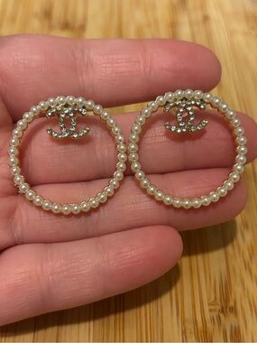 Fashion Jewelry Pearl Hoop Earrings with Rhinestone Logo Accent
